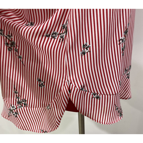 Joan Rivers Red & White Blouse Relaxed size 6 Striped & Floral Classic Casual - Picture 9 of 11